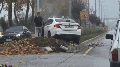 Menteşe Uğur Mumcu Bulvarı’nda Kaza! Kırmızı Işık İhlali: 2 Yaralı