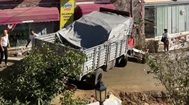 Milas Emek Mahallesi’nde Freni Boşalan Kamyon Facianın Eşiğinden Döndü