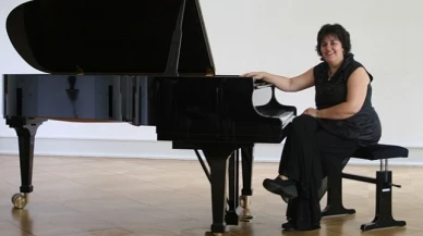 Piyanist Yeşim Gökalp Bodrum’daki Evinde ölü Bulundu