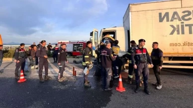 Bodrum–Milas Yolunda Sıkışmalı Kaza: İki Kişi Kurtarıldı