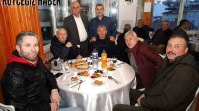 Bafra'da Muhtarlar İftar Programında Bir Araya Geldi