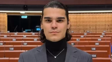 Enes Hocaoğulları kimdir, Kaç yaşında, Nereli, Sevgilisi Var mı, Evli mi, Ne mezunu ve nerede yaşıyor?