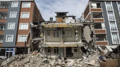 Malatya'da Yabancı Uyruklu Abbas Enveri Ağır hasarlı Binada Ölü Bulundu!
