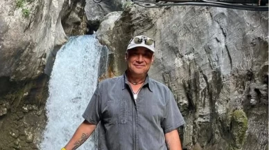 Yeşilçam Oyuncusu Mehmet Serdar Sulukahya Bıçaklandı: Hayati Tehlikesi Devam ediyor!