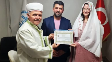 Alman Hemşire Jaenıne Enzenbach Köyceğiz’de Müslüman Oldu