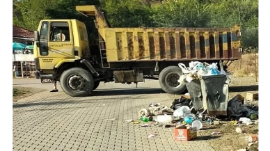 Köyceğiz’de Temizlik Seferberliği! Belediye Ekipleri Sahada, Halk Duyarlılık Çağrısı Yapıyor