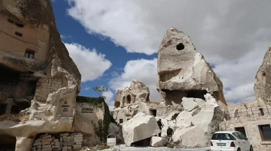 Nevşehir Kapadokya’da Bir Peribacası Çöktü! Göreme’de Gece Saatlerinde Korkutan Doğal Olay