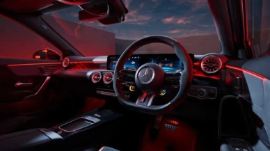 Mercedes, Dijitalden Fiziksele Dönüyor: Araç İçi Tasarımlarda Düğme Dönemi Geri Geliyor