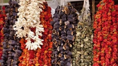 Menteşe’de Askıda Kurutulan Sebzeler Yurt Dışında İlgi Görüyor: Geleneksel Yöntemle Üretim, Modern Taleple Buluştu