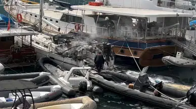 Fethiye’de Korkutan Tekne Yangını Yarımada Girişinde Hareketli Anlar