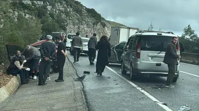 Menteşe Devrant Mevkiinde Trafik Kazası: 3 Kişi Yaralandı!