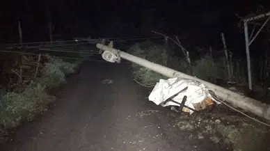 Seydikemer Bağlıağaç’ta Tehlikeli Gece: Yol Trafiğe Kapandı!