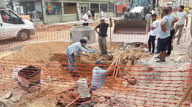 Muğla Menteşe'de Altyapı Kazısında Mezarlar Bulundu!