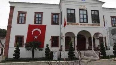Muğla’da Bayrak Seferberliği: Belediye Binaları ve Kent Ay Yıldızla Donatıldı