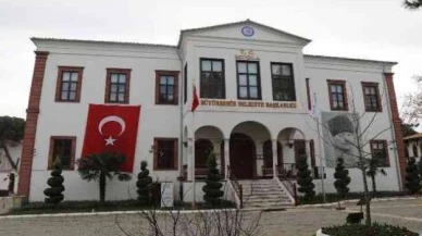 Muğla’da Bayrak Seferberliği: Belediye Binaları ve Kent Ay Yıldızla Donatıldı