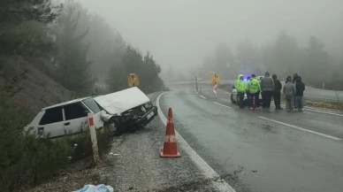 Muğla Denizli Yolunda Gölcük’te Kaza: Otomobil Otobüse Çarptı
