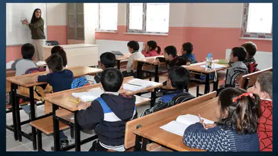 28 Ekim 2025 Salı Günü Okullar Yarım Gün Tatil mi? 29 Ekim Okul Var mı?