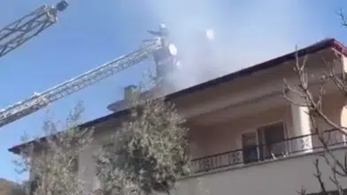 Ortaca’da Beton Mikseri Yüksek Gerilim Hattını Devirdi: Evde Yangın Çıktı