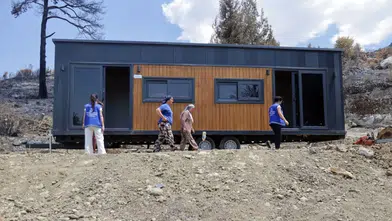 Seydikemer’de Yangın Mağduru Aileye Konteyner Süprizi