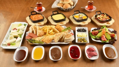 Köyceğiz Kahvaltı Mekanları 2025: En Güzel Serpme Nerede Yenir? Yuvarlakçay’da Hangi Mekan Öne Çıkıyor?