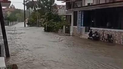 Köyceğiz Gölü Taştı, İlçe Sular Altında Kaldı: Valilik Uyarmıştı!