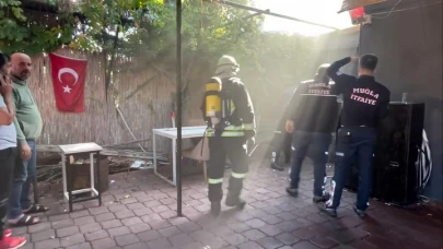 Fethiye Foça’da Restoran Yangını Çıktı Bir Çalışan Yaralandı Hastaneye Kaldırıldı