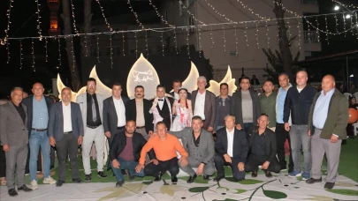 Pınar Mahallesi Muhtarı Ömer Ali Kanat’ın Düğününe Protokol Katılımı: Kaymakam Mert Kumcu Hayırlı Olsun Dileklerini İletti