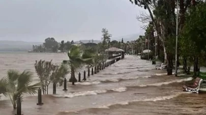Köyceğiz’de Gök Gürültülü Sağanak Uyarısı: Hortum ve Dolu Riskine Dikkat