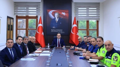 Muğla’da Trafik Güvenliği Toplantısı Yapıldı: Hız Sınırlarında Yeknesaklık Vurgusu