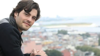 Akın Akınözü Kimdir? Kaç Yaşında, Nereli, Boyu Kaç cm, Kilosu Kaç, Hangi Dizilerde ve Filmlerde Rol Aldı?