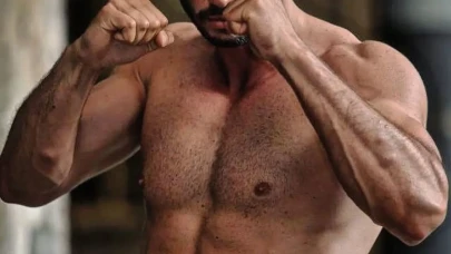 Berk Oktay Kimdir? Kaç Yaşında, Nereli, Boyu Kaç cm, Kilosu Kaç, Hangi Dizilerde Rol Aldı?