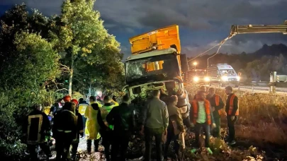 Beyşehir’de Kamyon Kazası: 2 Kişi Hayatını Kaybetti, 1 Kişi Yaralandı