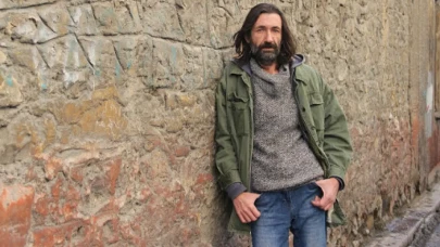 Nebil Sayın Kimdir? Kaç Yaşında, Nereli, Boyu Kaç cm, Hangi Dizilerde ve Filmlerde Rol Aldı?