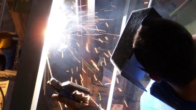 Metal Teknolojisi Mezunları Kapış Kapış! İş Teklifleri Mezun Olmadan Geliyor: Yurt Dışı Talebi Zirvede