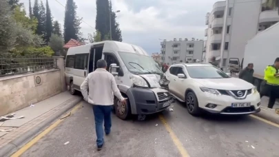 Son Dakika: Fethiye Taşyaka'da Öğrenci Servisi Kazası! 22 Yaralı