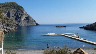 Aşı Koyu: Köyceğiz’in Mavi Cenneti ve Dalış Tutkunlarının Gözdesi