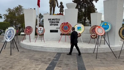 Fethiye’de 10 Kasım Töreninde Esnaf Odası Çelengi Eksikliği Tartışma Yarattı