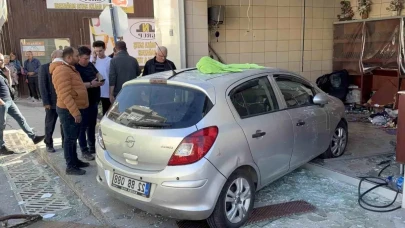 Edirne’de Otomobil Fırına Girdi! Talatpaşa’da 4 Kişi Yaralandı