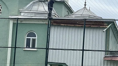 Köyceğiz Pınar Mahallesi’nde Halı Saha Işıkları Yenilendi