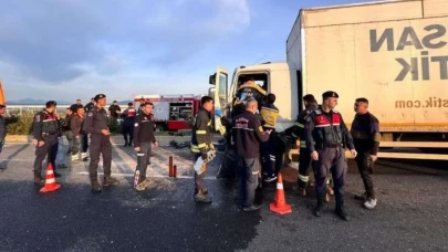 Bodrum–Milas Yolunda Sıkışmalı Kaza: İki Kişi Kurtarıldı