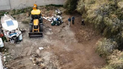 Datça Karaköy Balıkçı Barınağı’nda Temizlik Çalışması Yapıldı