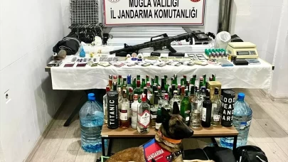 Marmaris’te Uyuşturucu ve Sahte İçki Yakalandı: 1 Tutuklama