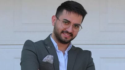 Kadir Ezildi Kimdir: Kaç Yaşında, Aslen Nereli, Boyu Kaç ve Kilo, Instagram Hesabı, Ailesi Kim? Evli mi, Sevgilisi Kim?