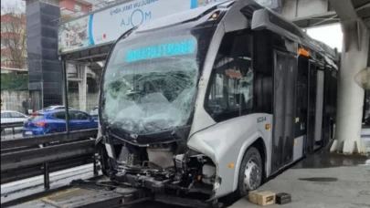 Avcılar'da Metrobüs Kazası: Çok Fazla Yaralı Var