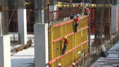 Döğüşbelen’de İnşaat Ustaları Aranıyor: Sürekli İş İmkanı