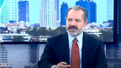 Trump’ın Yeni Gümrük Vergisi Kararı Piyasaları Sarstı: Altın ve Gümüşte Sert Düşüş!