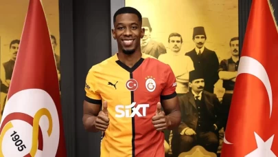 1 Aydan Fazla Süredir Forma yüzü Görmedi! Yeni transfer Carlos Cuesta Neden Oynamıyor? Sakat mı?