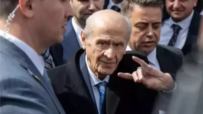 Bahçeli son hali 2025! Devlet Bahçeli son hali nasıl Görünüyor, İyileşti mi?