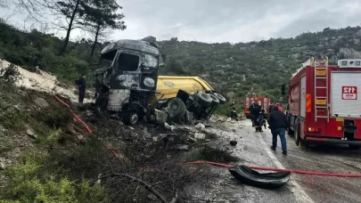 Milas’ta Tır Kazası: TIR Sürücüsü Alevlerin Arasında Can Verdi