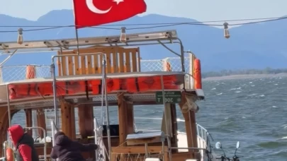 Köyceğiz’de Fırtına Etkili Oldu: Tekne Sahipleri Zor Anlar Yaşadı
